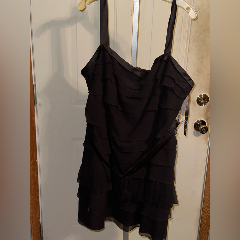 New black dress size 26